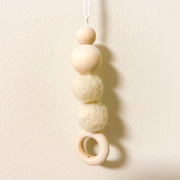 Essential Oil Car Diffuser Air Freshener - Picture 5 of 9